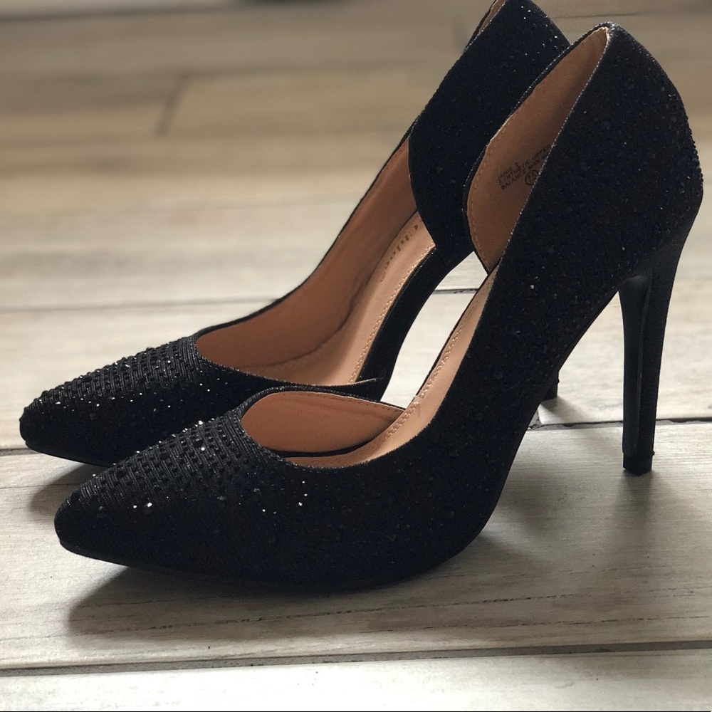 🆕 Black sparkly Pump Stilettos